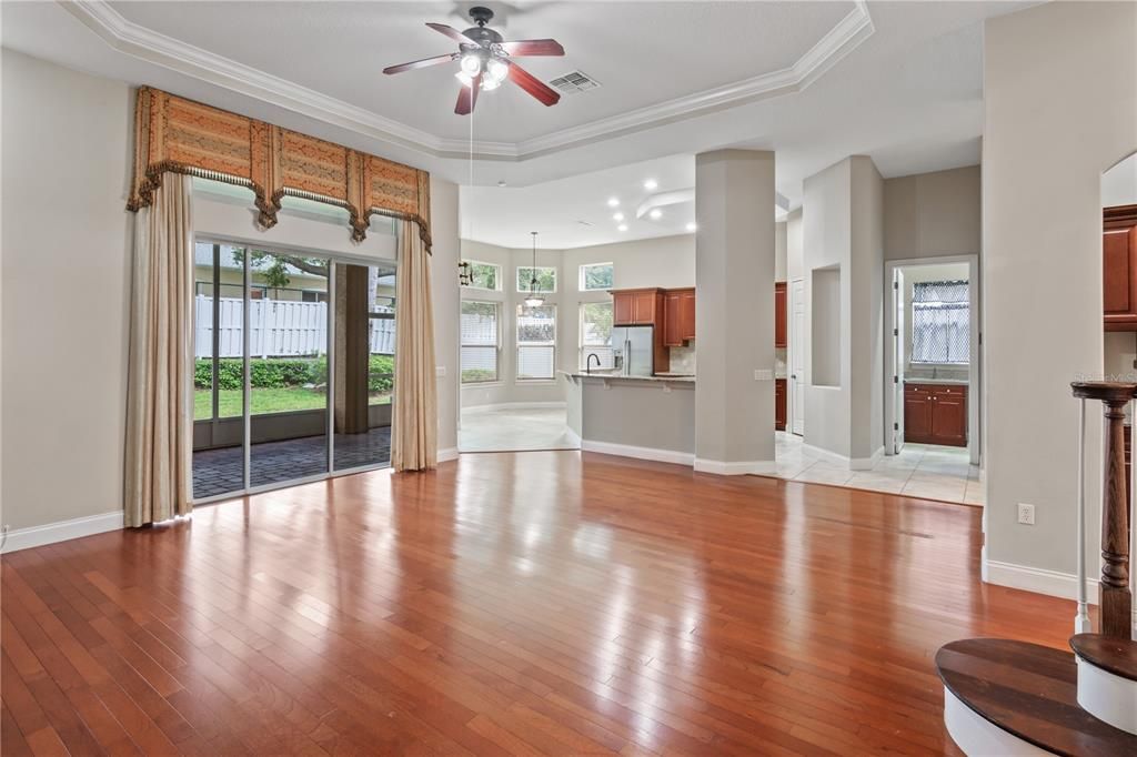 For Rent: $5,295 (5 beds, 4 baths, 3652 Square Feet)