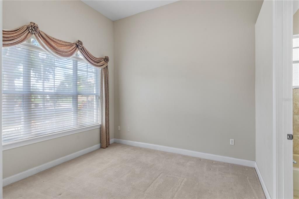 For Rent: $5,295 (5 beds, 4 baths, 3652 Square Feet)