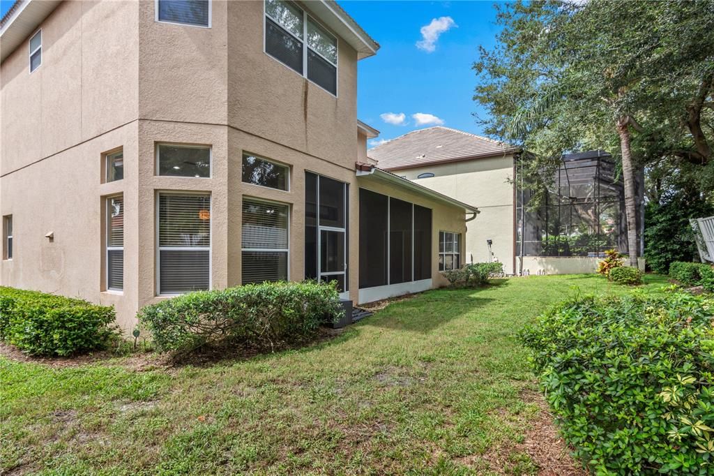 For Rent: $5,295 (5 beds, 4 baths, 3652 Square Feet)