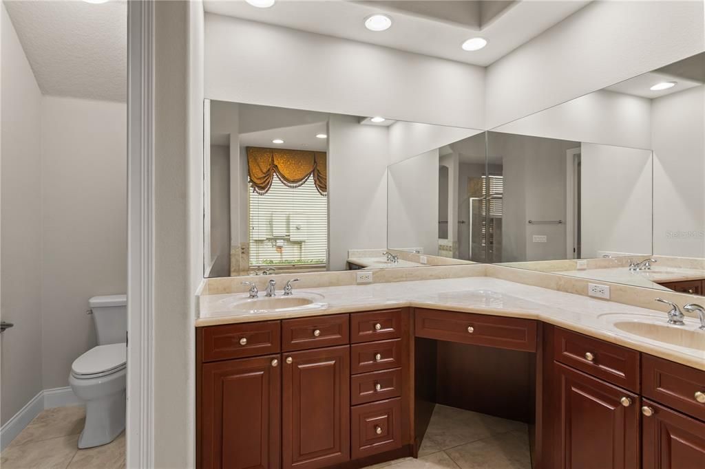 For Rent: $5,295 (5 beds, 4 baths, 3652 Square Feet)