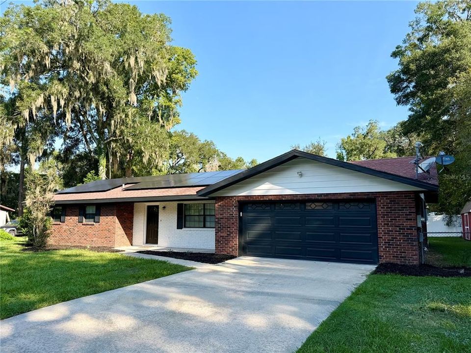 For Sale: $239,900 (3 beds, 2 baths, 1508 Square Feet)