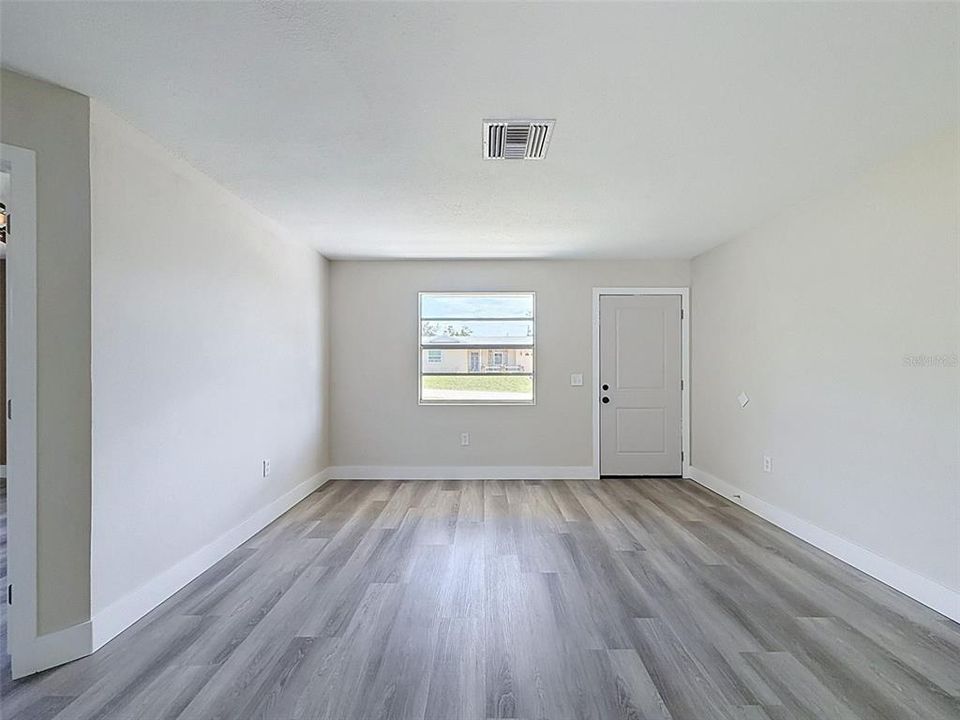 En Venta: $199,999 (2 camas, 1 baños, 728 Pies cuadrados)