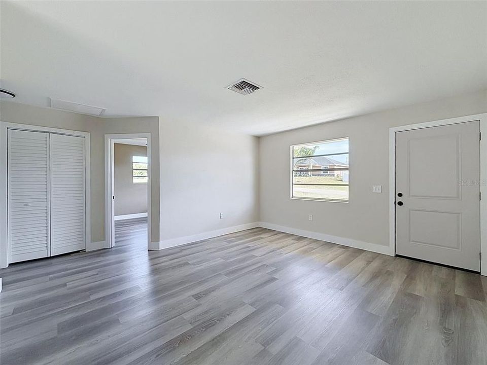 En Venta: $199,999 (2 camas, 1 baños, 728 Pies cuadrados)