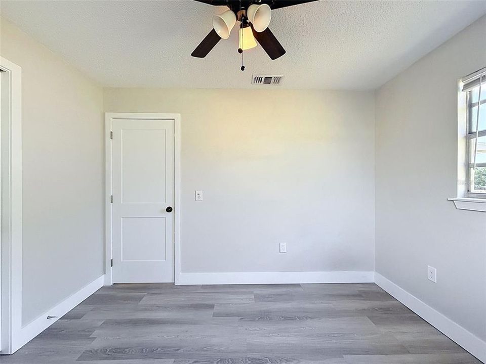 En Venta: $199,999 (2 camas, 1 baños, 728 Pies cuadrados)