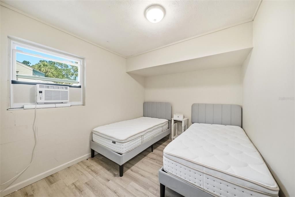 En Renta: $4,900 (5 camas, 2 baños, 2600 Pies cuadrados)