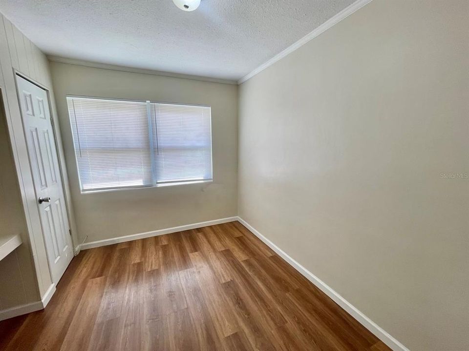На продажу: $238,000 (3 спален, 1 ванн, 1405 Квадратных фут)