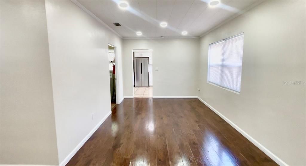 На продажу: $238,000 (3 спален, 1 ванн, 1405 Квадратных фут)