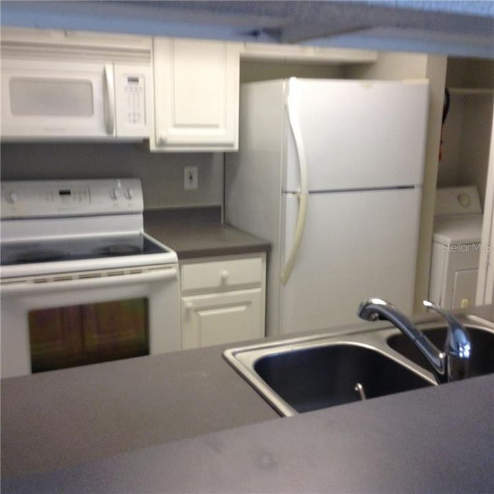 В аренду: $1,595 (2 спален, 2 ванн, 866 Квадратных фут)