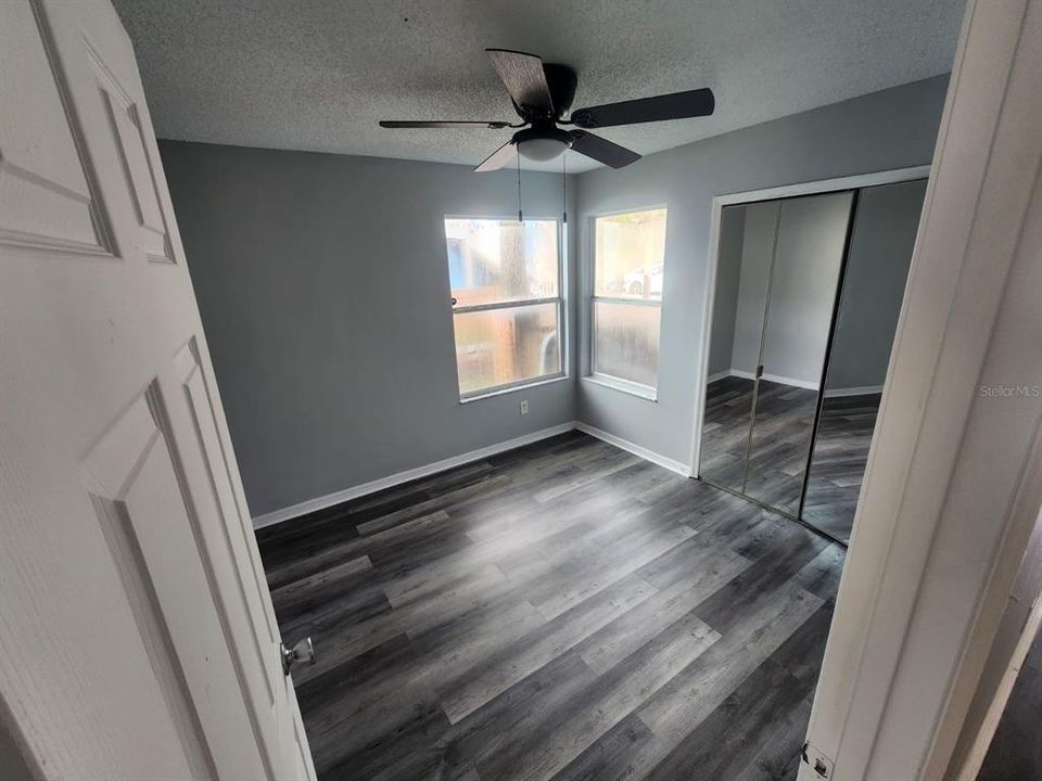 For Rent: $1,900 (3 beds, 2 baths, 1287 Square Feet)