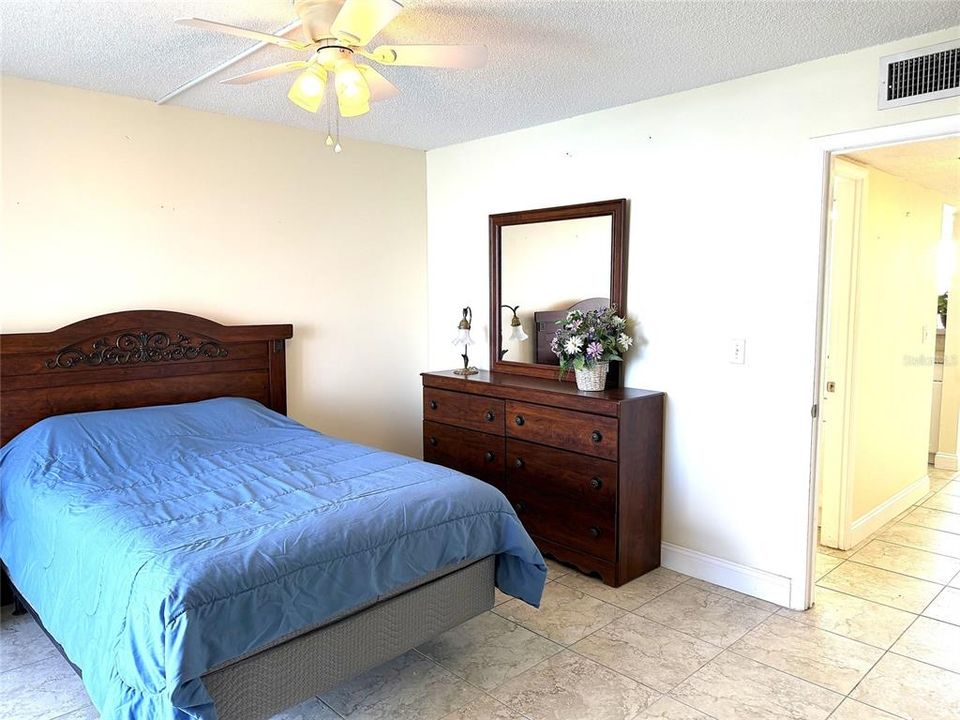 En Venta: $169,900 (1 camas, 1 baños, 600 Pies cuadrados)