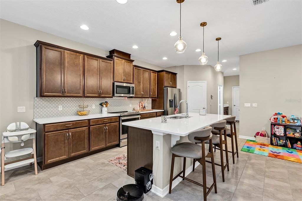 En Venta: $639,000 (4 camas, 3 baños, 2888 Pies cuadrados)