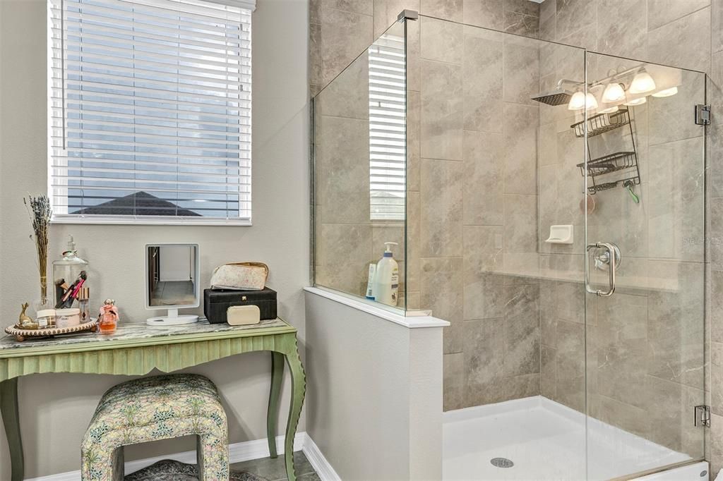 En Venta: $639,000 (4 camas, 3 baños, 2888 Pies cuadrados)