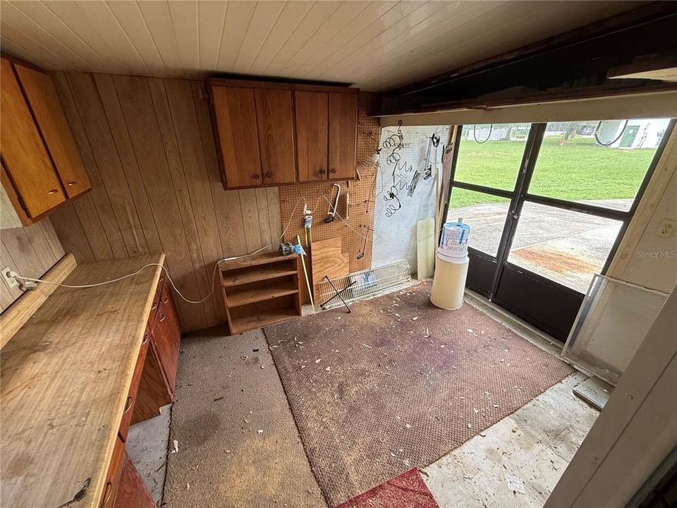 For Sale: $159,900 (2 beds, 2 baths, 1456 Square Feet)