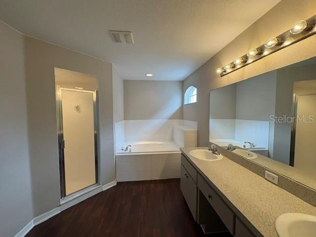 En Venta: $269,900 (3 camas, 2 baños, 1867 Pies cuadrados)