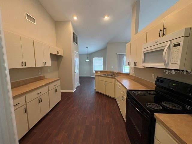 En Venta: $269,900 (3 camas, 2 baños, 1867 Pies cuadrados)