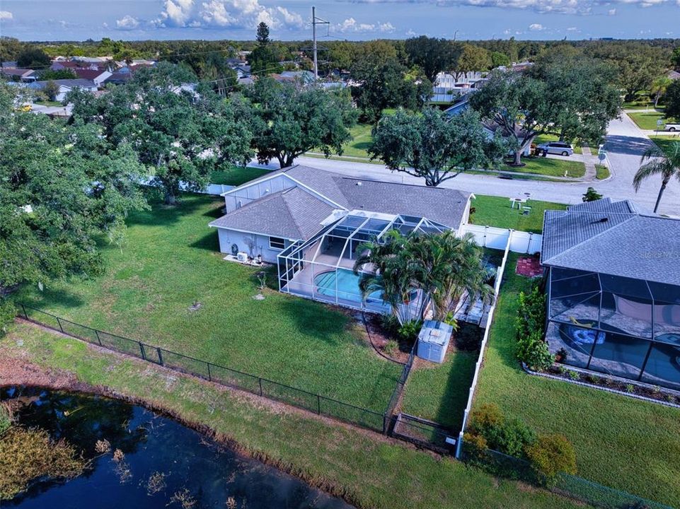 En Venta: $499,000 (3 camas, 2 baños, 1800 Pies cuadrados)