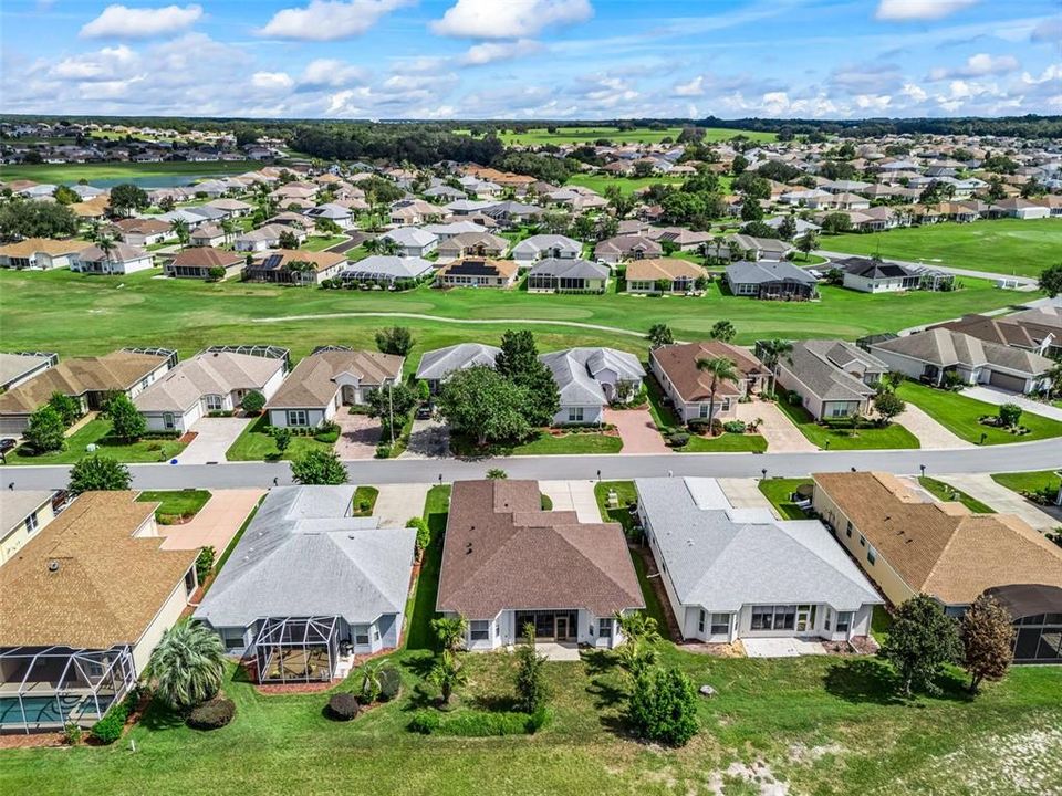 For Sale: $349,000 (2 beds, 2 baths, 1673 Square Feet)