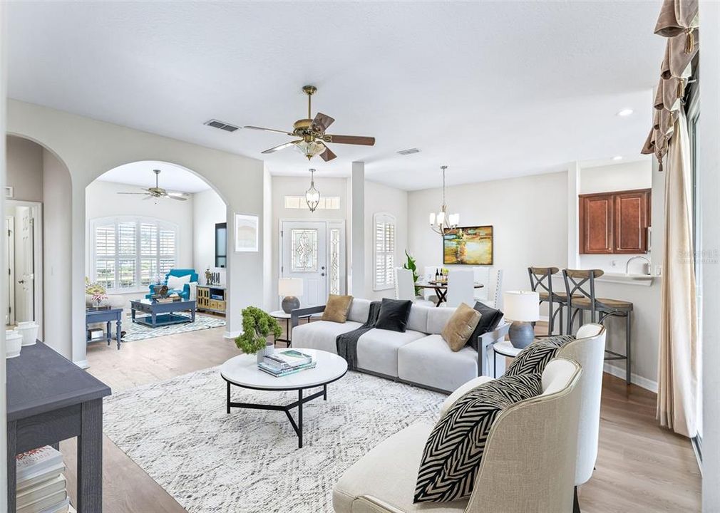For Sale: $349,000 (2 beds, 2 baths, 1673 Square Feet)