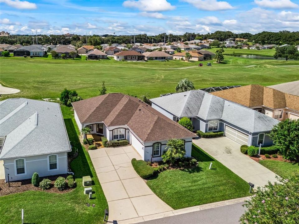 For Sale: $349,000 (2 beds, 2 baths, 1673 Square Feet)