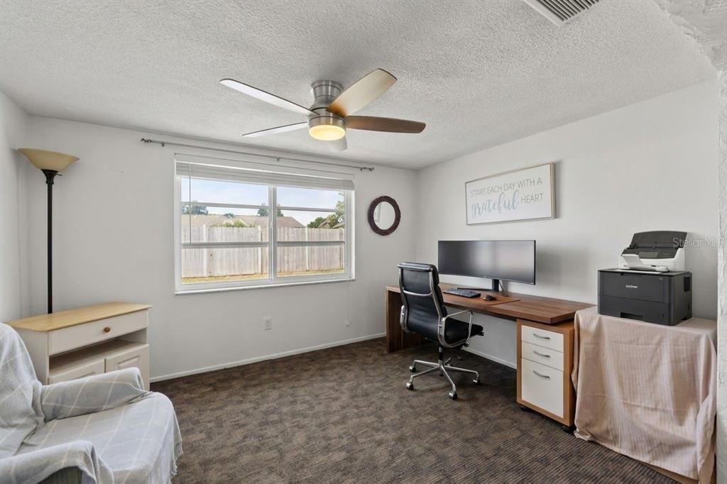 For Sale: $265,000 (3 beds, 2 baths, 1210 Square Feet)