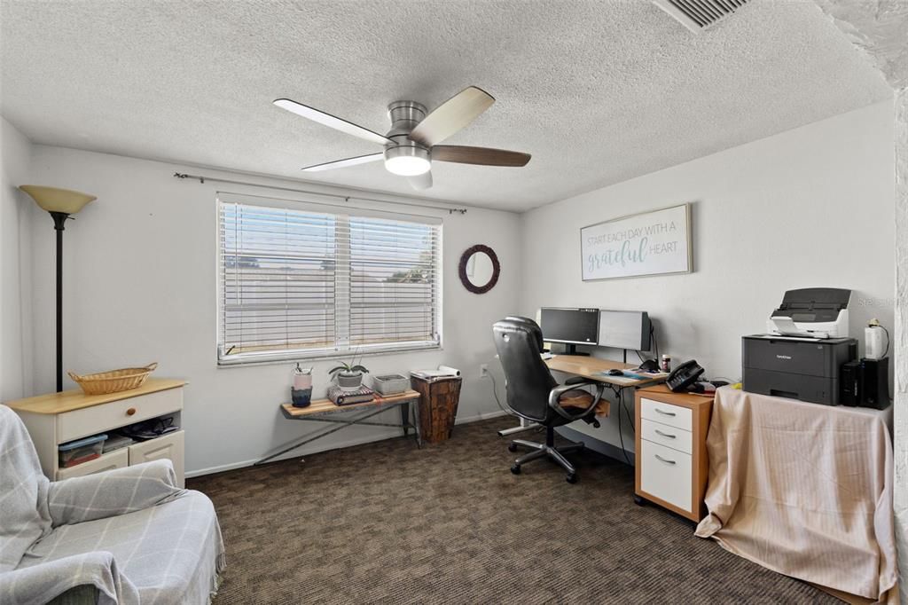 For Sale: $265,000 (3 beds, 2 baths, 1210 Square Feet)