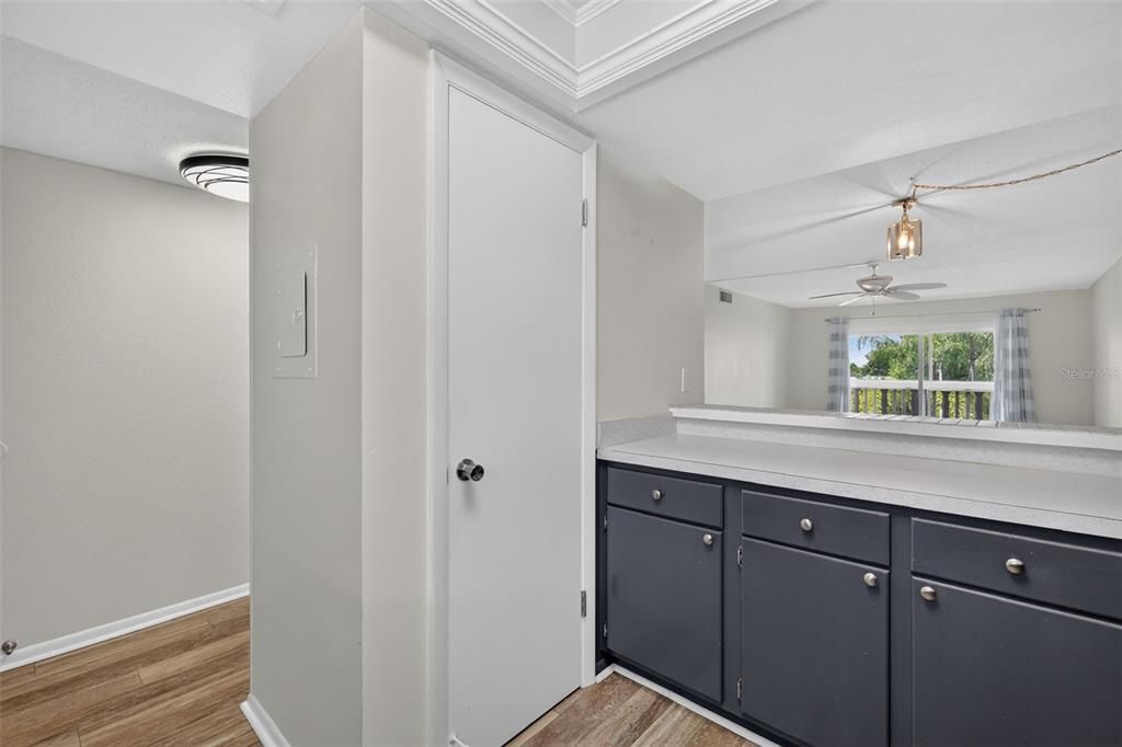 For Sale: $269,000 (2 beds, 2 baths, 1163 Square Feet)