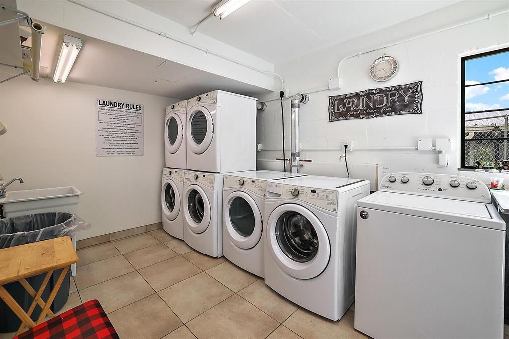For Sale: $269,000 (2 beds, 2 baths, 1163 Square Feet)