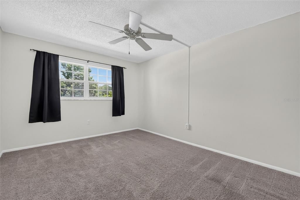 For Sale: $269,000 (2 beds, 2 baths, 1163 Square Feet)