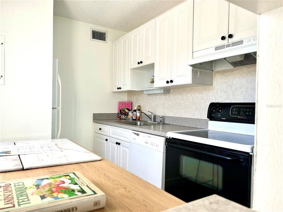 En Venta: $119,900 (1 camas, 1 baños, 680 Pies cuadrados)