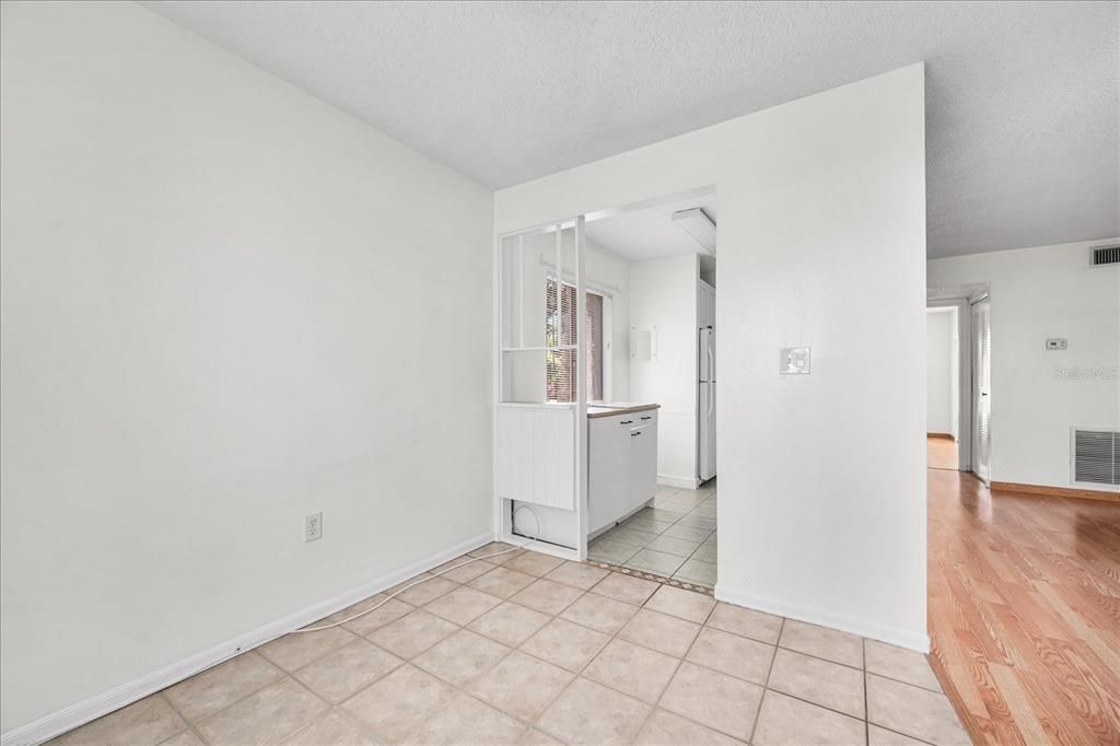 En Venta: $119,900 (1 camas, 1 baños, 680 Pies cuadrados)