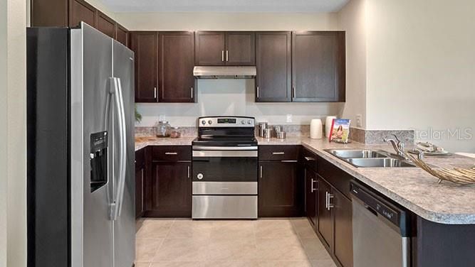 For Sale: $314,990 (3 beds, 2 baths, 1504 Square Feet)