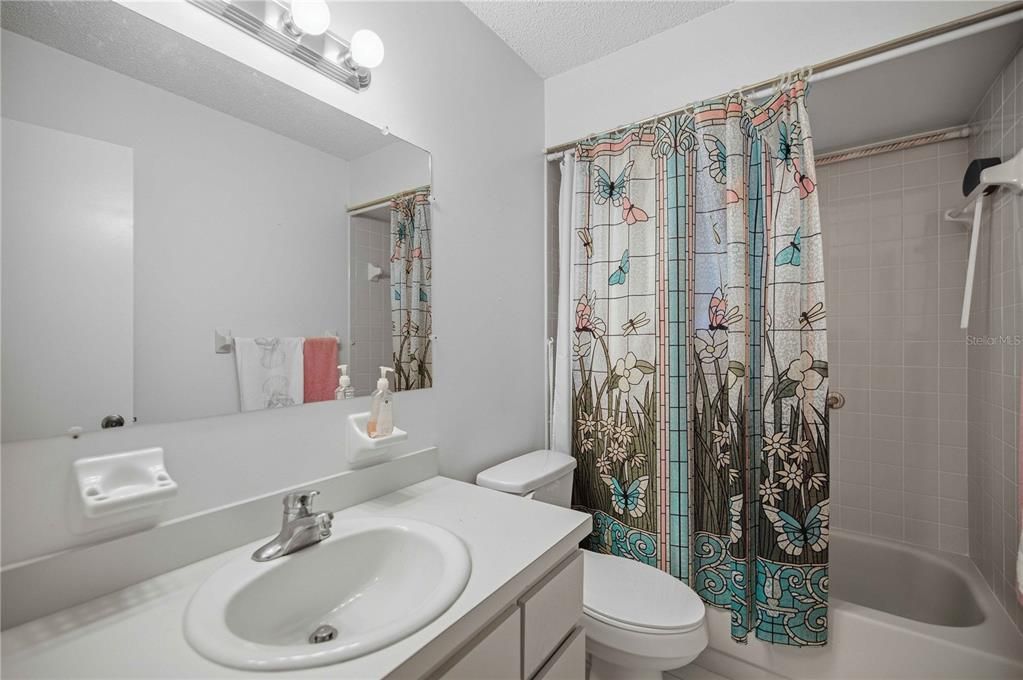 En Venta: $175,000 (2 camas, 2 baños, 1040 Pies cuadrados)