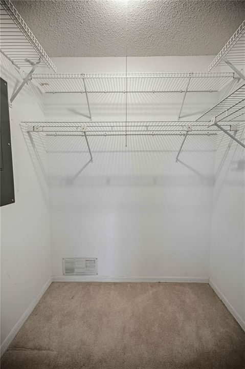 En Venta: $175,000 (2 camas, 2 baños, 1040 Pies cuadrados)