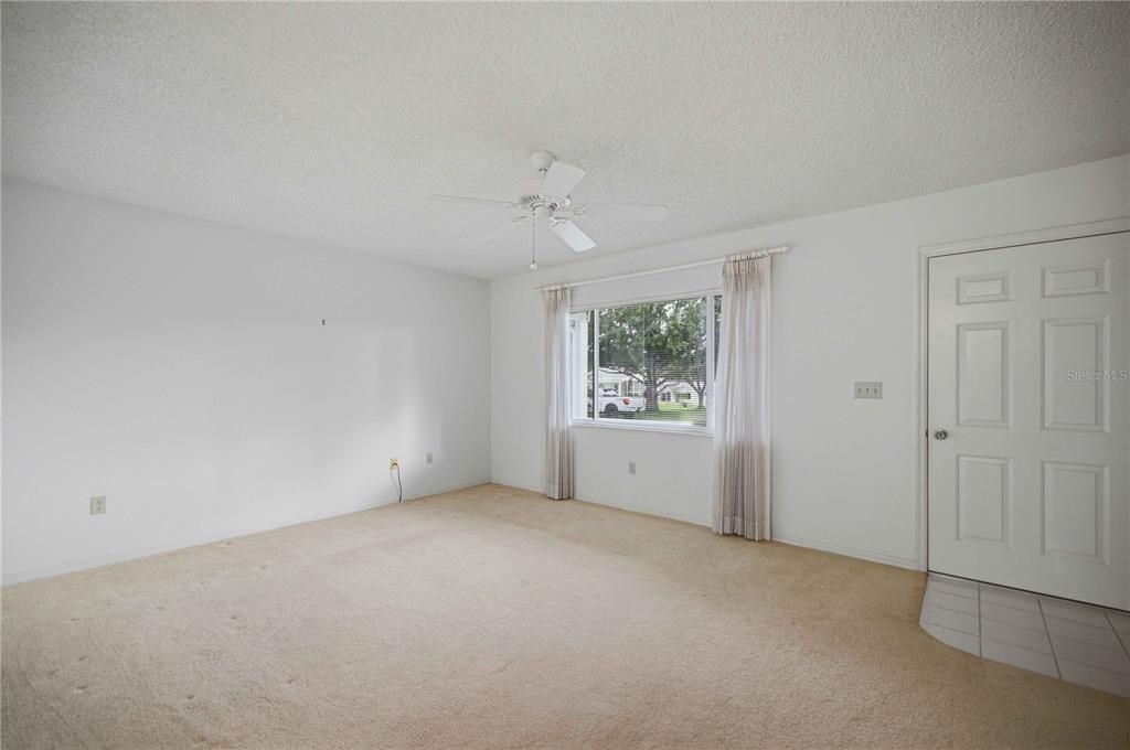 En Venta: $175,000 (2 camas, 2 baños, 1040 Pies cuadrados)