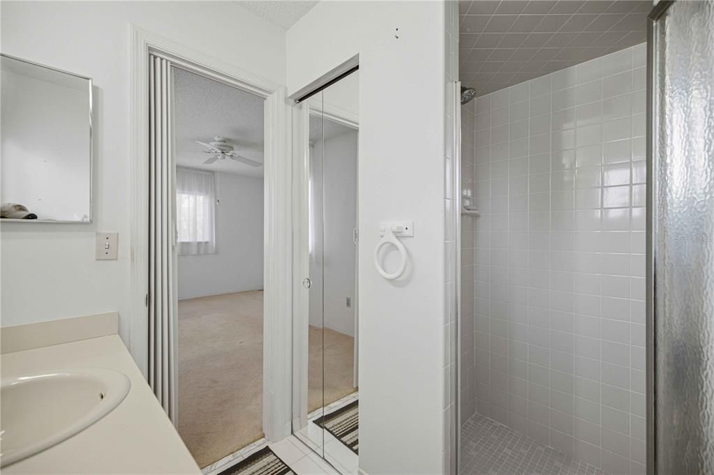 En Venta: $175,000 (2 camas, 2 baños, 1040 Pies cuadrados)