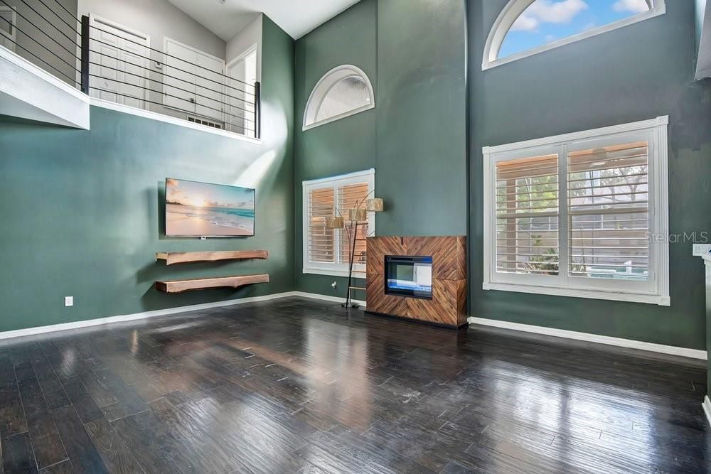 For Sale: $659,900 (4 beds, 2 baths, 2828 Square Feet)