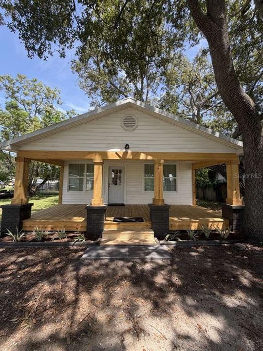 En Venta: $249,949 (3 camas, 1 baños, 1104 Pies cuadrados)