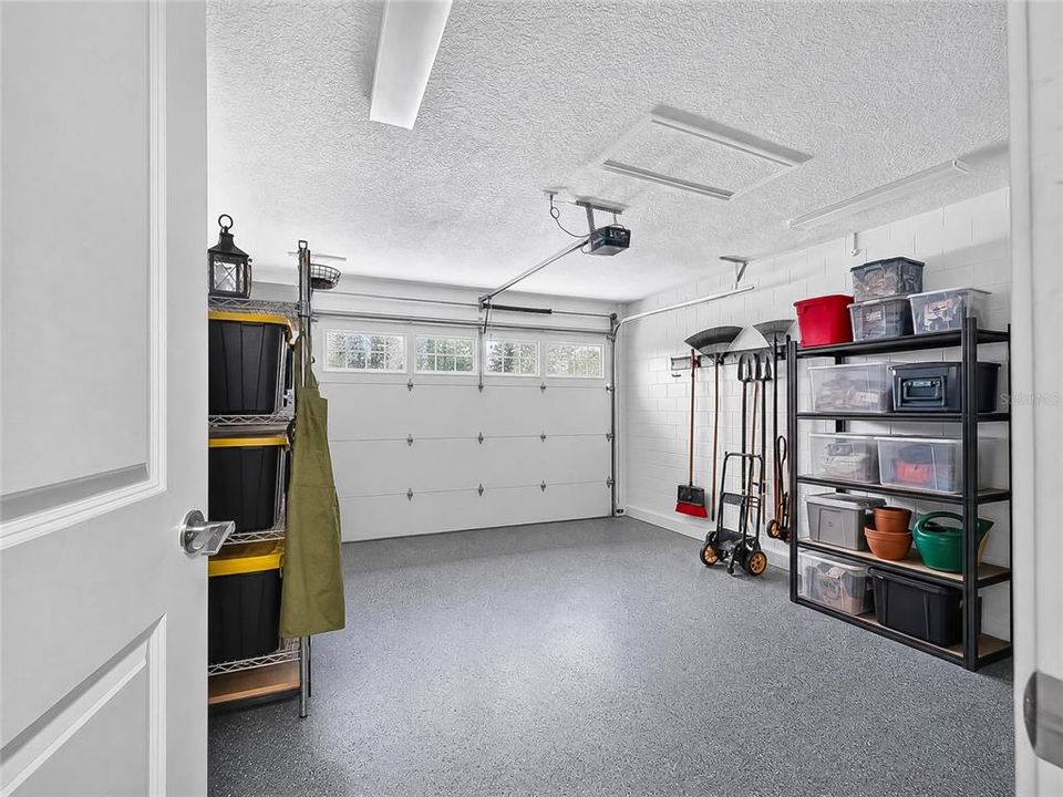 En Venta: $435,000 (4 camas, 2 baños, 1868 Pies cuadrados)