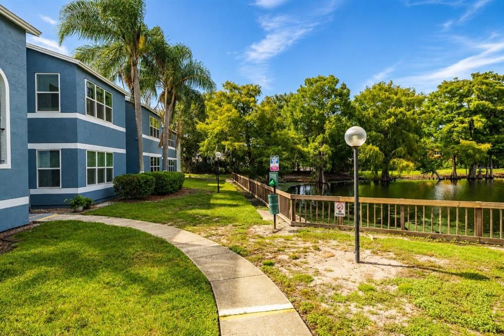 For Sale: $130,000 (1 beds, 1 baths, 735 Square Feet)