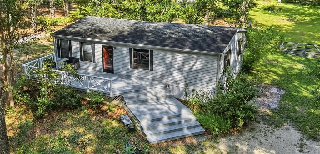 For Sale: $450,000 (6 beds, 4 baths, 2322 Square Feet)