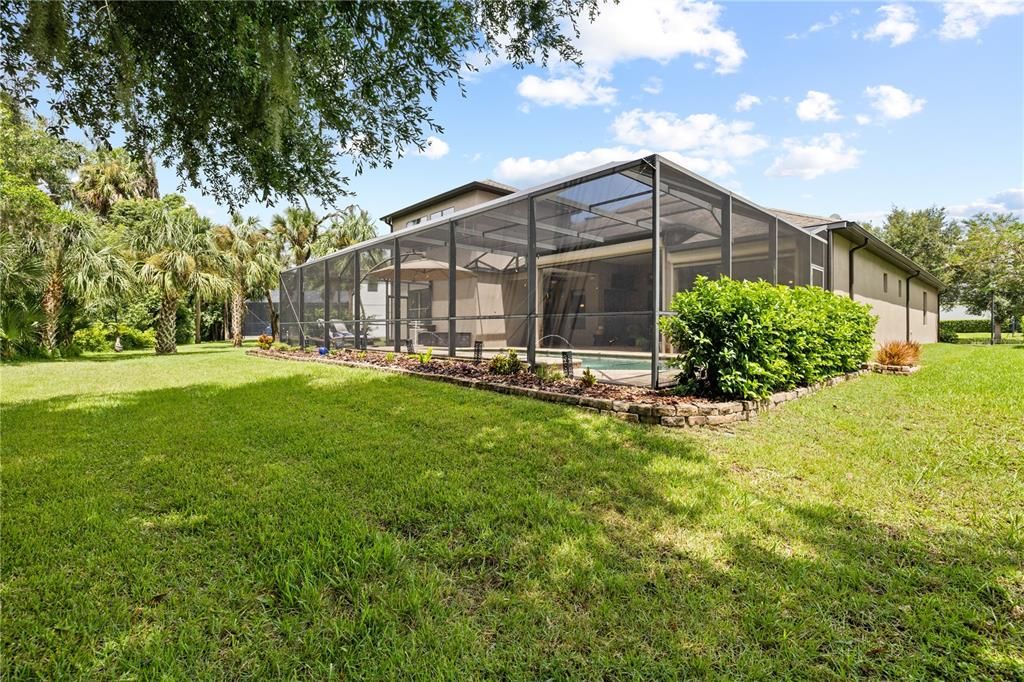 Activo con contrato: $879,000 (4 camas, 3 baños, 3826 Pies cuadrados)