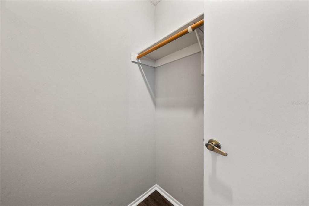 For Sale: $290,000 (3 beds, 2 baths, 1135 Square Feet)