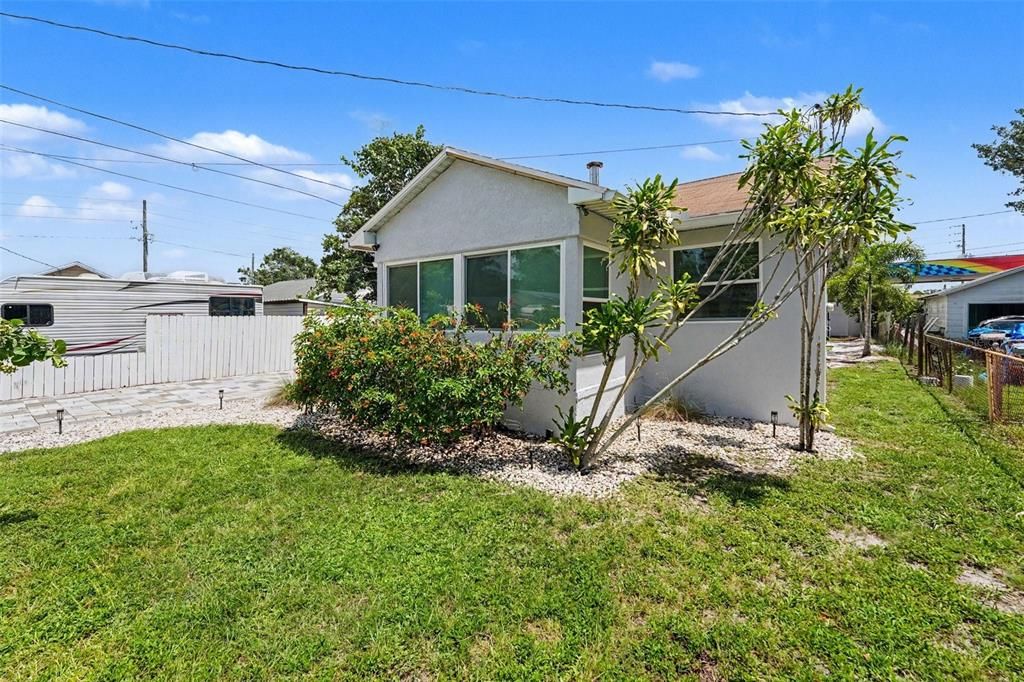 En Venta: $319,000 (2 camas, 1 baños, 1316 Pies cuadrados)