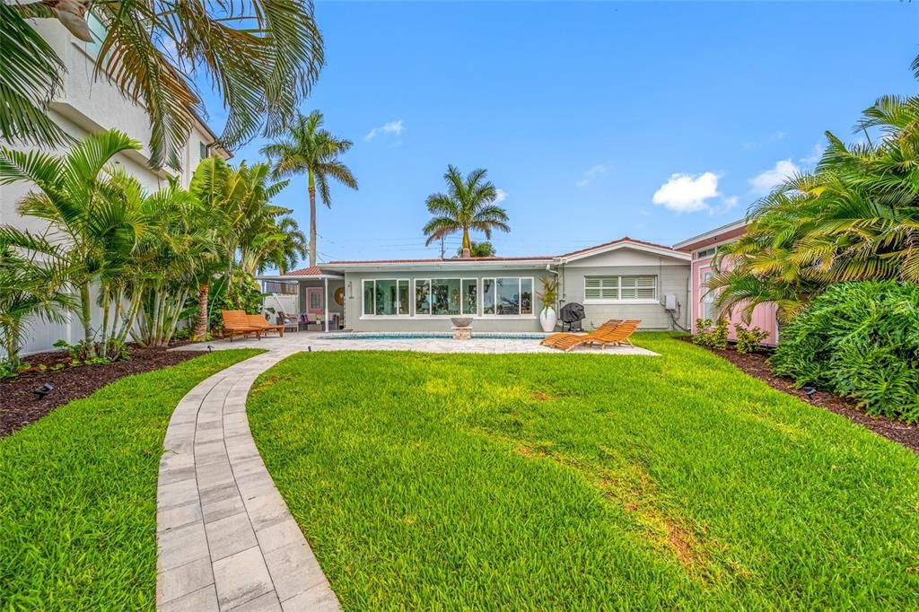 En Venta: $1,295,000 (2 camas, 2 baños, 1986 Pies cuadrados)