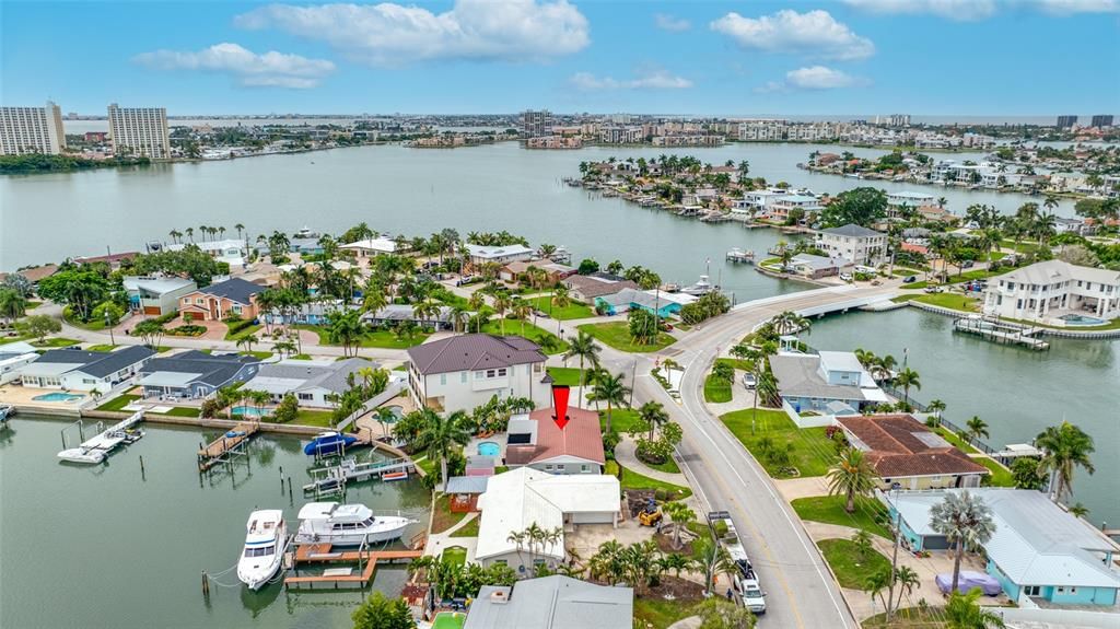 En Venta: $1,295,000 (2 camas, 2 baños, 1986 Pies cuadrados)