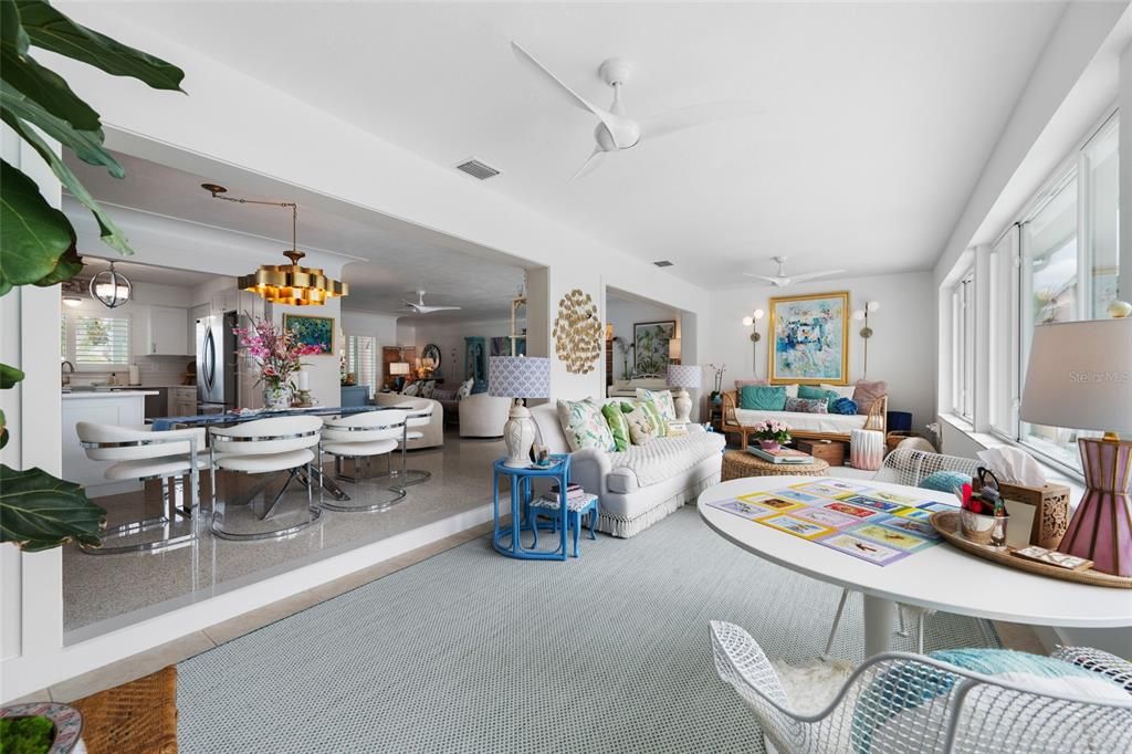 En Venta: $1,295,000 (2 camas, 2 baños, 1986 Pies cuadrados)