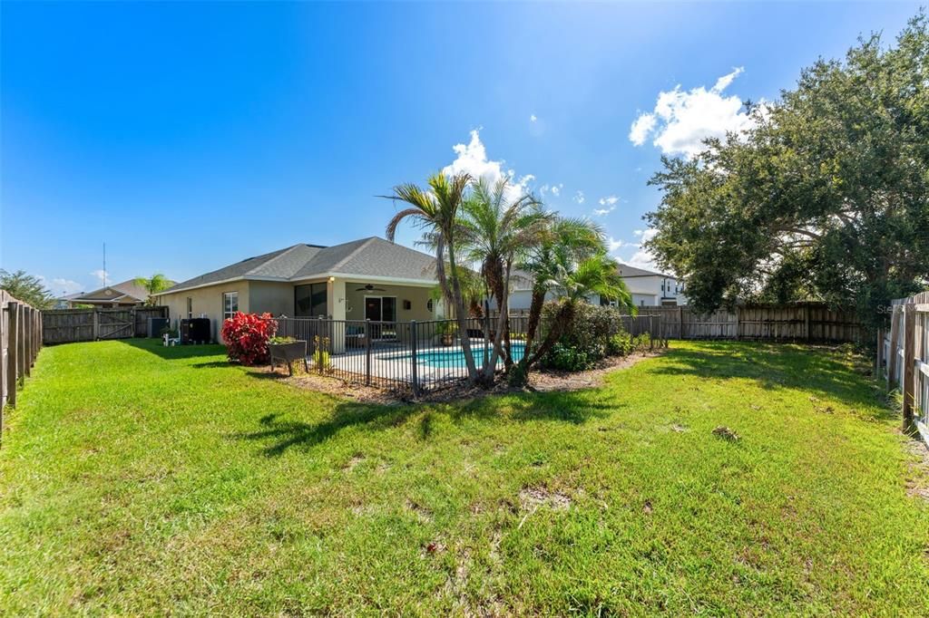 For Sale: $380,000 (3 beds, 2 baths, 1874 Square Feet)