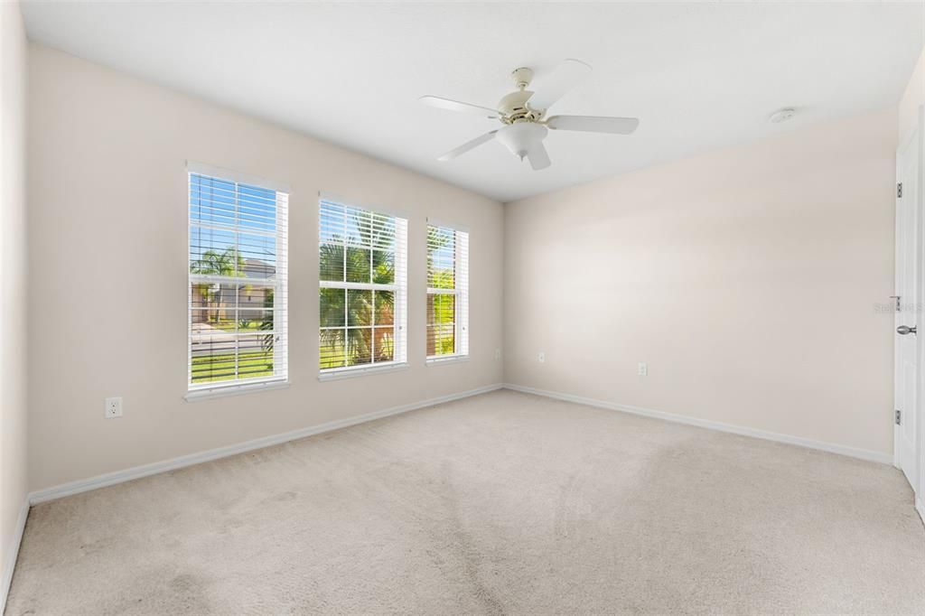 For Sale: $380,000 (3 beds, 2 baths, 1874 Square Feet)