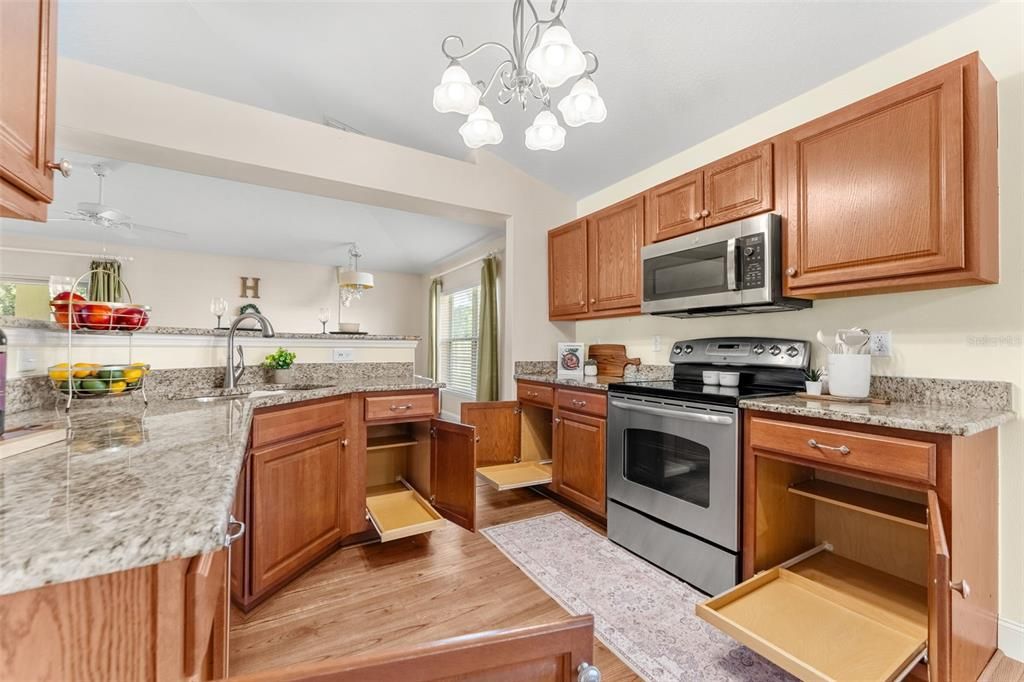 For Sale: $380,000 (3 beds, 2 baths, 1874 Square Feet)