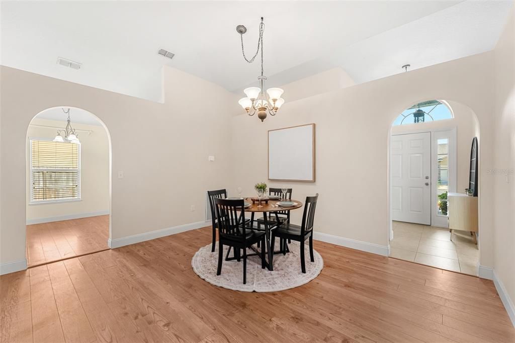 For Sale: $380,000 (3 beds, 2 baths, 1874 Square Feet)